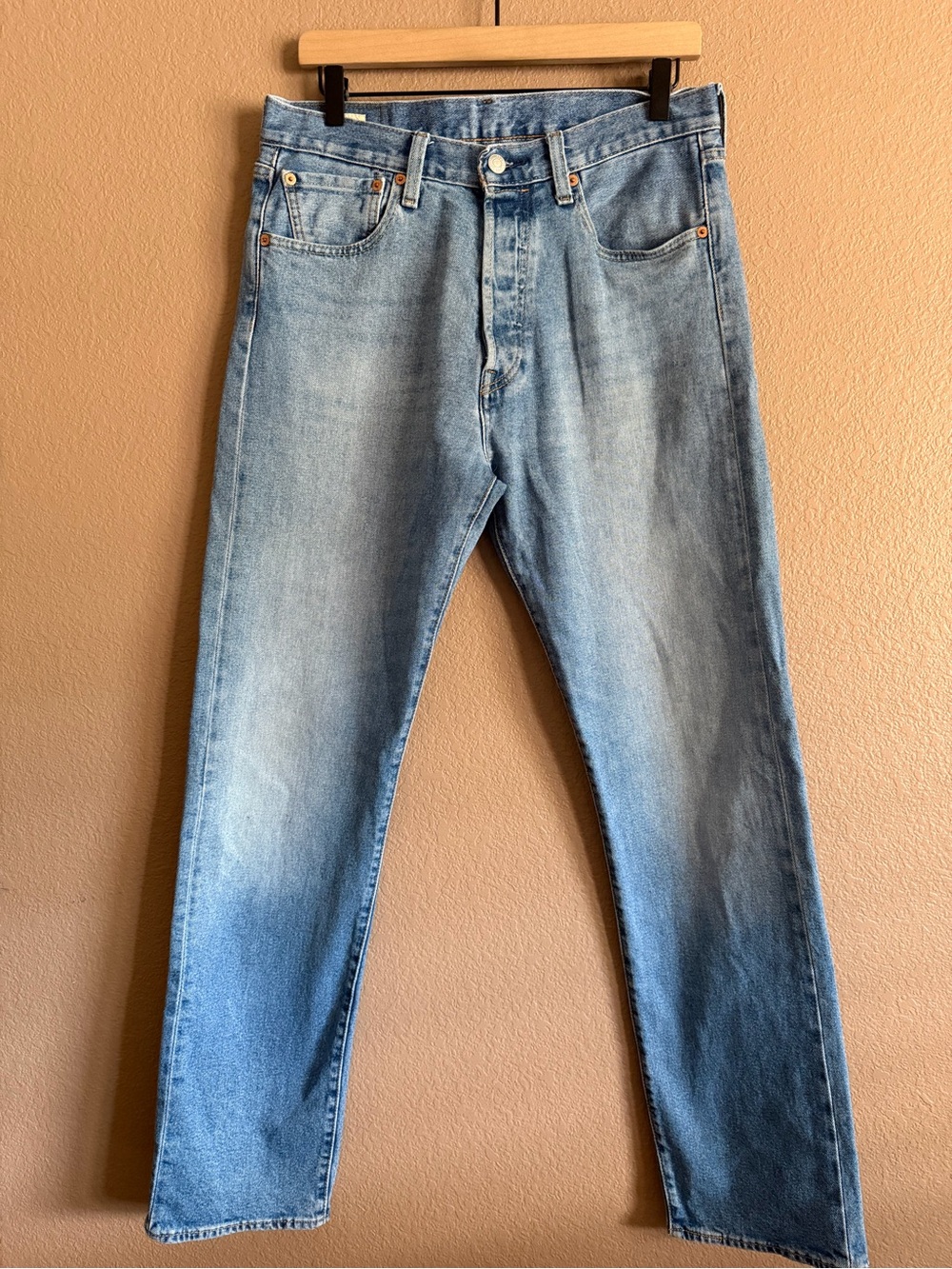 Levi's 501 Premium Straight Leg Button Fly Jeans Size 32x34